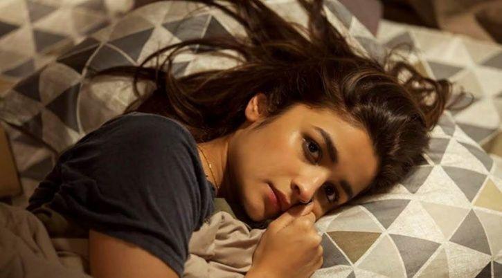dear_zindagi_actress_alia_bhatt_talks_about_suffering_from_bouts_of_anxiety_1553856114_725x725