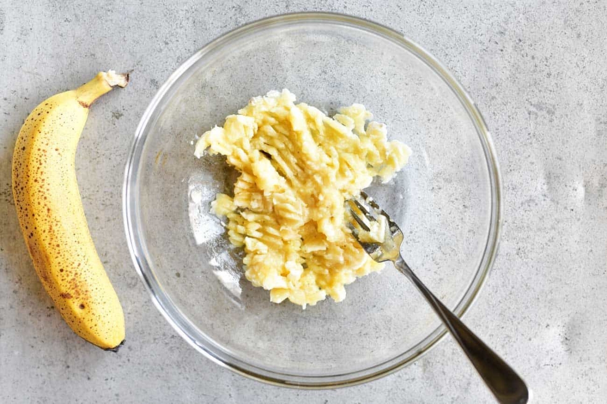 8 DIY Fruit Face Masks For Glowing Skin